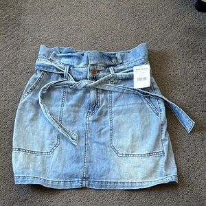 Free People Paperbag Denim Blue Skirt, size 6, NWT